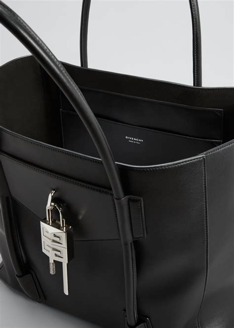 is the givenchy antigona out of style 2018|Givenchy antigona tote bag.